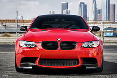 обои красная BMW M3
