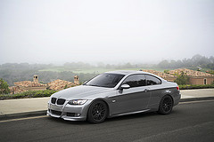 обои Charcoal Gray BMW 335i