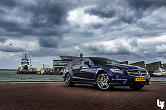 обои Mercedes-Benz CLS63 S AMG