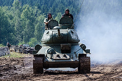 обои средний танк Т-34-85