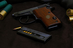 обои Beretta Bobcat 21a