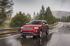 обои вишневый Jeep Grand Cherokee