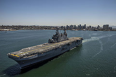 обои USS Bataan