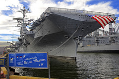 обои USS Hornet