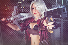 обои косплей Devil May Cry