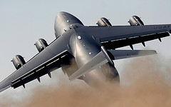 Взлет С-17