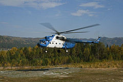обои посадка Ми-8