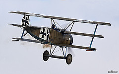 обои Fokker Dr1 Triplane