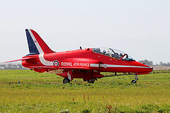 обои Red Arrows BAe Hawk T1