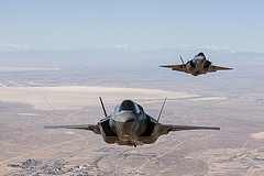 Пара F-35B