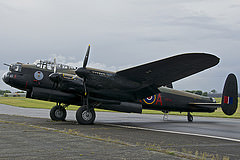 обои канадский Avro Lancaster