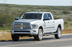 обои RAM 2500 Laramie Limited Heavy Duty