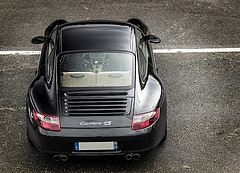 обои черный Carrera 4S