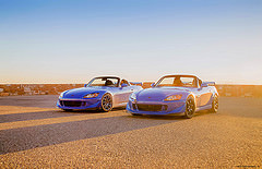 обои две синие Honda S2000 CR